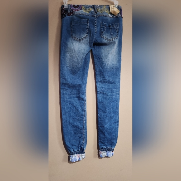 DESIGUAL NWT Flower Embroidered Straight Leg W/ankle Elastic Jeans BOHO Hippie - Picture 9 of 16